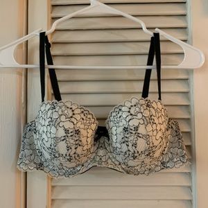 Victoria’s Secret Dream Angels Strapless Bra